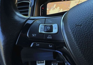 Volkswagen T-Roc I SUV 1.5 TSI ACT 150KM 2018 Volkswagen T-Roc 1.5 TSI 150 KM bezwypadkowy PANORAMA VIRTUAL FULL LED, zdjęcie 23