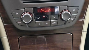 Opel Insignia I Sports Tourer 2.0 CDTI ecoFLEX 160KM 2010 INSIGNIA 2.0 CDTI 160PS *Skóra* Opłacona* GWARANCJA, zdjęcie 32