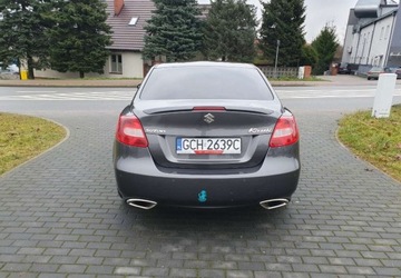 Suzuki Kizashi 2.4 VVT 178KM 2010 Suzuki Kizashi 2.4 178KM 4x4 Automat BiXenon Navi 2xCzujniki Parkowania 2.4, zdjęcie 4