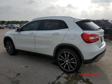 Mercedes GLA I 2015 Mercedes-Benz GLA 2015 r., 2,0L GLA 250 2.0 Benzyna 208KM, zdjęcie 1