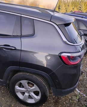 Jeep Compass II SUV 2.0 MJD 140KM 2017 Jeep Compass 2017r, SALON POLSKA. 2.0 Diesel. 4x4. AUTOMAT. Po zalaniu. 2.0, zdjęcie 4