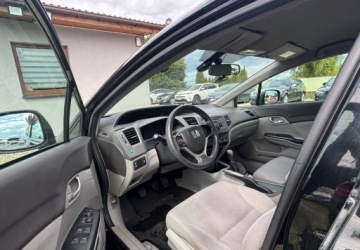 Honda Civic IX Sedan 1.8 i-VTEC 142KM 2012 Honda Civic Polski salon 1.8 Benzyna 141KM, zdjęcie 13