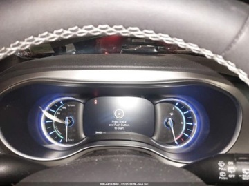 Chrysler Pacifica II 2023 Chrysler Pacifica Hybrid Limited 2023 3.6 Hybryda 287KM, zdjęcie 10