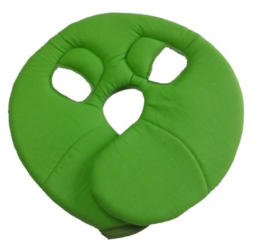 УМЕНЬШАЮЩАЯ ВСТАВКА ДЛЯ СИДЕНЬЯ Подголовник сохраняет анатомическое положение