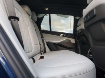 BMW X5 G05 2023 BMW X5 xDrive40i 2023 3.0l 3.0 Benzyna 375KM, zdjęcie 11