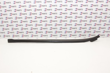 BMW F36 F82 LISTWA SZYBY CZOŁOWEJ PRAWA 7285928