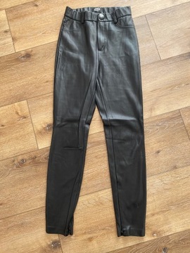 Spodnie legginsy skórzane r 34 Zara