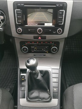 Volkswagen Passat B7 Variant 2.0 TDI CR DPF BlueMotion 140KM 2011 Volkswagen Passat 2.0 TDI 140KM Klimatronic, zdjęcie 19