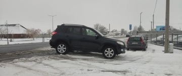 Toyota RAV4 III MPV Facelifting 2.0 Valvematic 158KM 2011 Toyota RAV4 2.0 benz ,bezwypadek ,4x4 ,morski metalik 2.0 Benzyna 158KM, zdjęcie 6