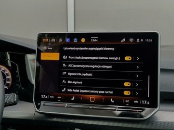 Volkswagen Golf VIII Variant 1.5 eTSI 150KM 2024 Volkswagen Golf 1.5 Benzyna 150KM, zdjęcie 32