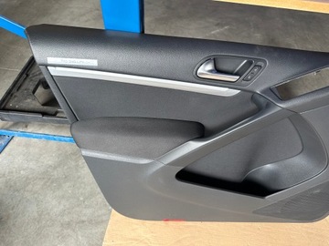 ОБИВКА ДВЕРИ СЛЕВА СПЕРЕДИ, SKODA SUPERB II