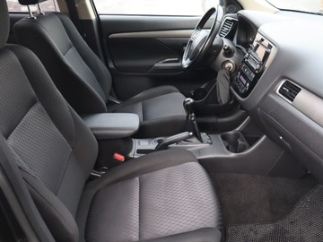 Mitsubishi Outlander III 2013 Mitsubishi Outlander 2.0, Klima, Klimatronic, zdjęcie 8
