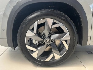 Skoda Kodiaq II SUV 2.0 TDI SCR 193KM 2025 SKODA Kodiaq Sportline 2.0 TDI DSG 4x4 7 os. Suv 193KM 2025, zdjęcie 16