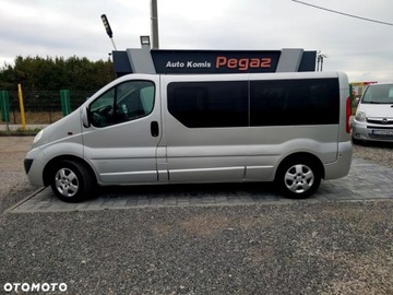 Opel Vivaro A Combi L1 2.0 CDTI 115KM 2013 Opel Vivaro Opel Vivaro L2H1 2.9t Edition 2.0 Diesel 115KM, zdjęcie 2