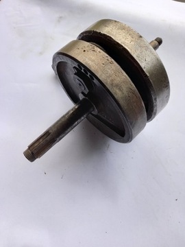 Вал двигателя Junak, привинченный длинный штифт M10 M07