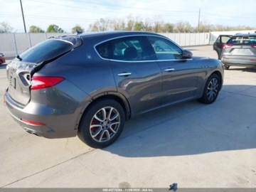 Maserati Levante 2019 Maserati Levante 2019r., 4x4, 3.0L 3.0 Benzyna 345KM, zdjęcie 2