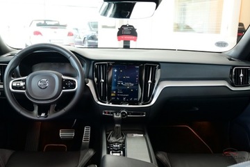 Volvo 2019 Volvo S60 2.0T4 R-Design FullLED El.Fot.Skora KeyLess Navi Virtual Kamera, zdjęcie 19