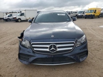 Mercedes Klasa E W213 2019 Mercedes-Benz Klasa E 2019r., E300, od ubezpieczalni 2.0 Benzyna 241KM, zdjęcie 1