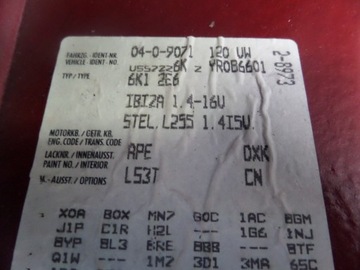 БОЛТ ЗАПАСНОГО ШИНЫ IBIZA II CORDOBA I LIFT