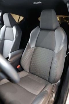 Toyota C-HR I Crossover Facelifting 1.8 Hybrid 122KM 2022 Toyota C-HR 1.8 Hybrid Style 1.8 Hybryda 122KM, zdjęcie 8