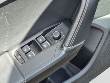 Cupra Formentor Crossover 1.5 TSI 150KM 2023 Cupra Formentor Podgrzewane foteleniski przebieg Faktura VAT 1.5 Benzyna, zdjęcie 9