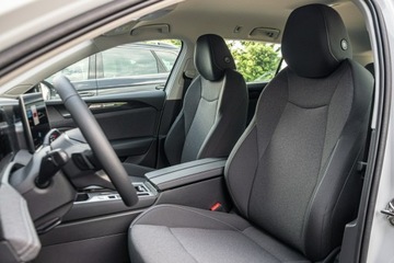 Volkswagen Passat B8 Variant Facelifting 1.5 TSI EVO 150KM 2025 Volkswagen Passat 1.5 TSI mHEV 150 KM DSG, zdjęcie 10