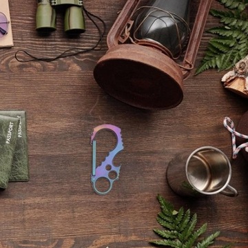 Титановый брелок с защелкой,