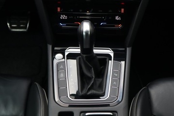 Volkswagen Arteon Fastback Facelifting 2.0 TDI SCR 150KM 2021 VW Arteon 2.0 TDI, Serwis ASO, Automat, VAT 23%, zdjęcie 16