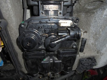 Турбина Turbo MAN TGL/TGM 250 КОРПУС СЦЕПЛЕНИЯ ПАТРУБКА, БЛОК SI, ВАЛ, ГОЛОВКА