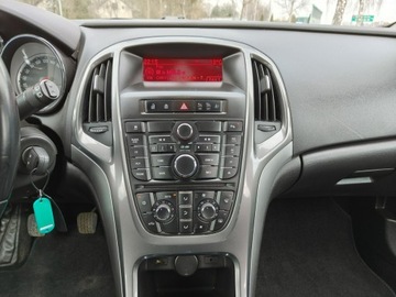 Opel Astra J Sports Tourer Facelifting 1.7 CDTI ECOTEC 130KM 2013 Opel Astra Krajowy, książka serwisowa., zdjęcie 9