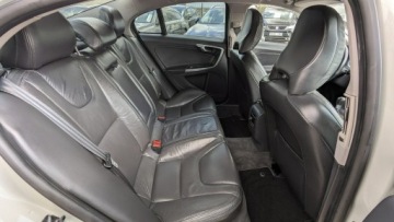 Volvo S60 II Sedan 2.0 D3 163KM 2010 Volvo S60 2.0D3 OPŁACONY Bezwypadkowy, zdjęcie 17