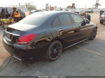 Mercedes Klasa C W206 2021 Mercedes-Benz Klasa C 2021r., 2.0L 2.0 Benzyna 255KM, zdjęcie 3