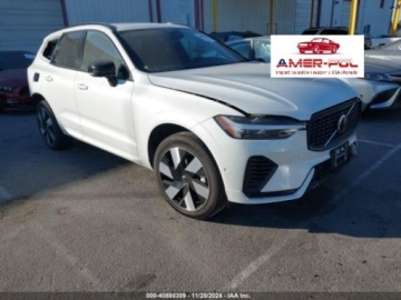 Volvo XC60 II 2024 Volvo XC 60 Recharge Plug-In Hybrid, 2024r., 4x4, 2.0L 2.0 Benzyna 312KM