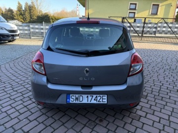 Renault Clio III Hatchback 3d Phase II 1.2 16v 75KM 2011 Renault Clio Tylko158tyśkm 1WŁAŚCICIEL 2011 Lift 1.2 ORYGINAŁ LAKIER 5DRZWI, zdjęcie 38