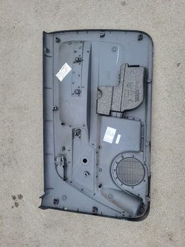 Обшивка левой передней двери VW Fox