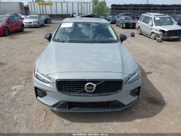 Volvo S60 III 2024 Volvo S60 B5 2024, od ubezpieczalni 2.0 Benzyna 247KM, zdjęcie 2
