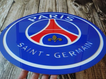PSG Club Herb на стене - идеальный гаджет для дня подарка на день рождения