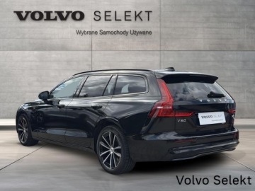 Volvo V60 II  2025 Volvo V60 V60 T6 AWD Plug-In Hybrid Ultra Dark, Pa, zdjęcie 3
