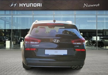 Hyundai i30 III 2025 Hyundai i30 i30 Wagon Wagon 1.5 T-GDI 6MT 140KM Manualna 6-bieg. N LINE, zdjęcie 4