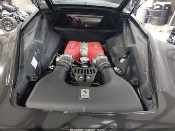 Ferrari 458 Italia 2010 Ferrari 458 Italia 458 Italia 2dr cpe 4.5 Benzyna 570KM, zdjęcie 12