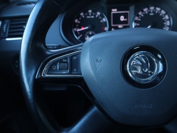 Skoda Octavia III Liftback 1.4 TSI 140KM 2015 Skoda Octavia 1.4 TSI, Salon Polska, Serwis ASO, zdjęcie 16