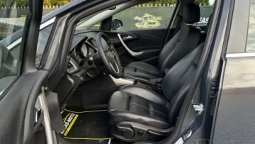 Opel Astra J Sports Tourer Facelifting 1.4 Turbo ECOTEC 140KM 2013 Opel Astra Bogate wyposazenie, Udok. przebieg GWARANCJA 1.4 Benzyna, zdjęcie 18