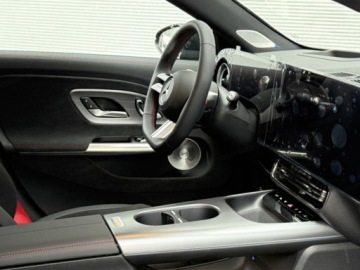 Mercedes CLA C118/X118 2025 MERCEDES-BENZ CLA 200 4-Matic AMG Line 1.5 (163KM) 2025, zdjęcie 6