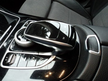 Mercedes Klasa E W213 Kombi 2.0 220d 194KM 2018 Mercedes E 220 sprzedam e klase z 2018r 2.0 DIASEL, zdjęcie 13