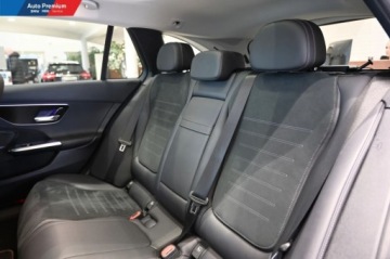 Mercedes Klasa C W206 2023 Mercedes-Benz Klasa C FV23Kierownica SupersportowaPodswietlane listwy prog, zdjęcie 13