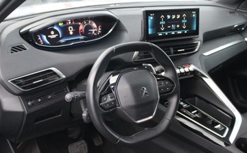 Peugeot 5008 II Crossover Facelifting 1.5 BlueHDi 130KM 2023 Peugeot 5008 1.5 BlueHDi Allure EAT8 2023 od RiA 1.5 Diesel 130KM, zdjęcie 14