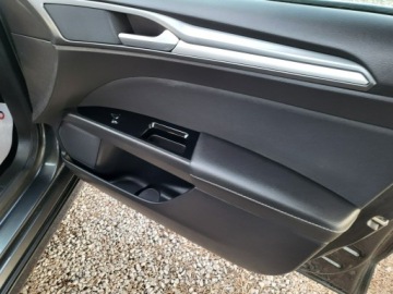 Ford Mondeo V Kombi 2.0 TDCi 150KM 2015 Ford Mondeo 2.0 150 KM 100% Przebieg Bezwypadek, zdjęcie 21