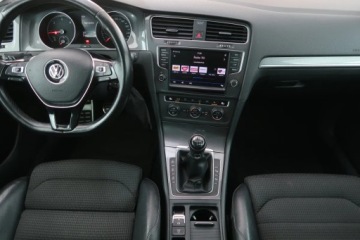Volkswagen Golf VII Variant 2.0 TDI CR DPF BlueMotion Technology 150KM 2016 VW Golf 2.0 TDI, Salon Polska, 4X4, Skóra, Navi, zdjęcie 11