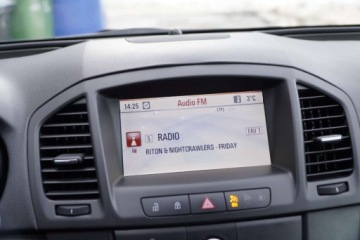 Opel Insignia I Sports Tourer 2.0 CDTI ECOTEC 160KM 2010 Opel Insignia Duza-Navi XenonLED Parktronic Tempomat Multifunkcja Klimatro, zdjęcie 15