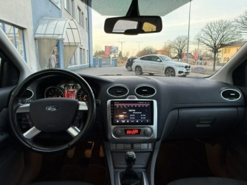 Ford Focus II 2010 Ford Focus Lift 1.8B 2010r GHIA Climatronic Tablet, zdjęcie 6